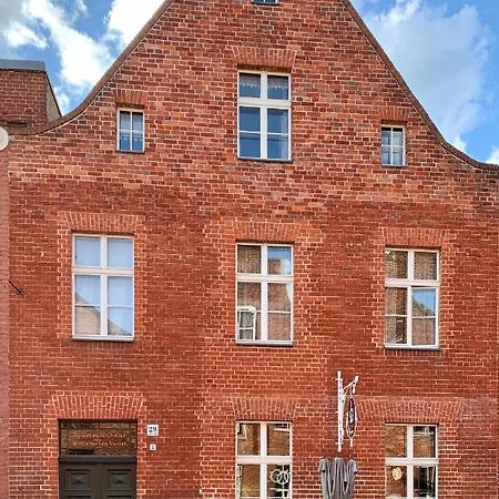 Apartmenthaus Im Hollaendischen Viertel Potsdam Bagian luar foto
